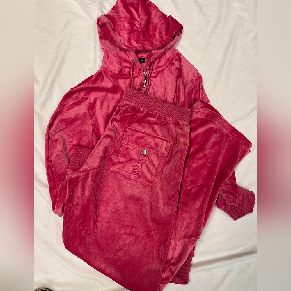 Hot pink valour track suit - Picture 2 of 3